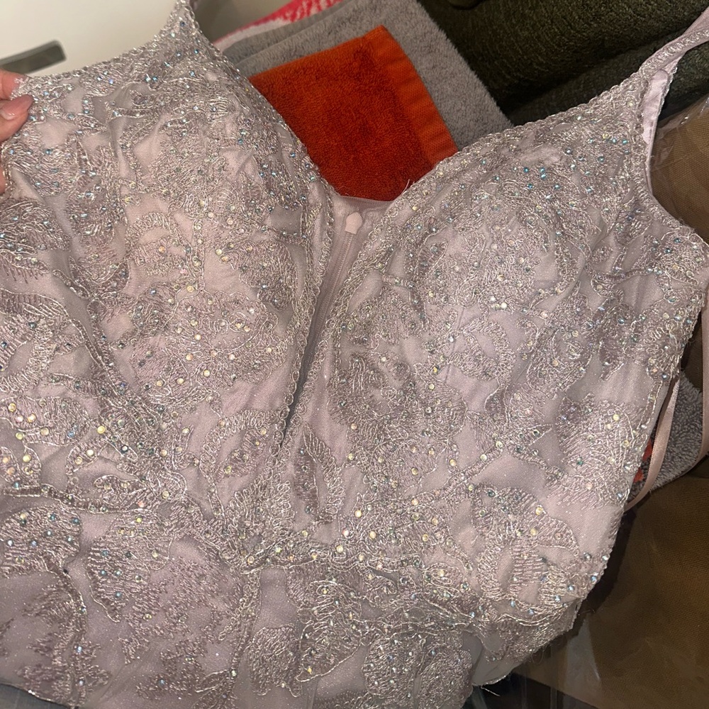 Gown - Picture 9 of 10